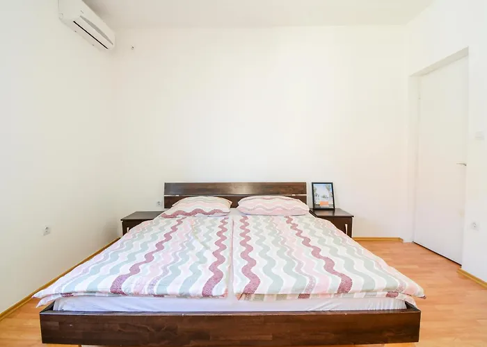 Apartament Leo *