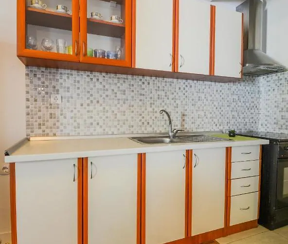 Leo Apartman