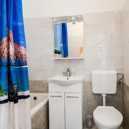 Apartamento Leo Zadar
